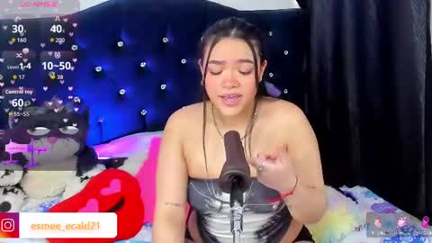Esme Caldwel online show from 18, 7, 2026
