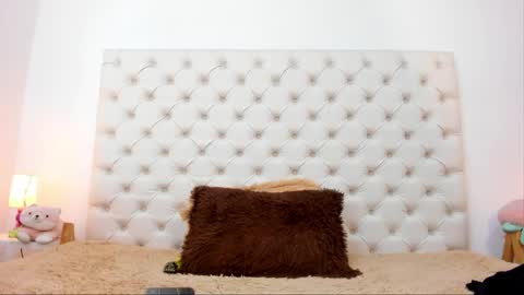 esmeralda  online show from 18, 4, 2026