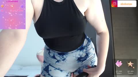 Snapshot of espagamer5 chatting on 8, 1, 2025 Xbebetax online show from 8, 1, 2025