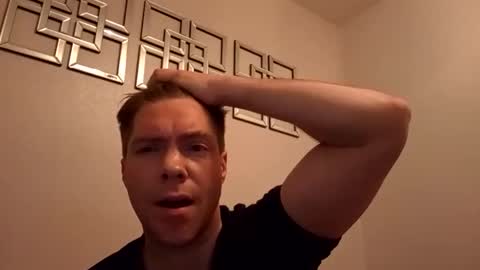 Snapshot of essexlad2022 chatting on 7, 4, 2026 essexlad2022 online show from 7, 4, 2026