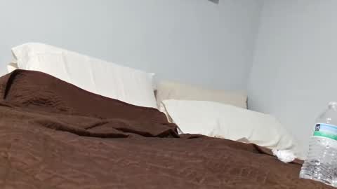 Snapshot of esteban438754 chatting on 25, 10, 2025 Esteban online show from 25, 10, 2025