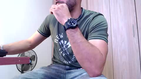 Esteban Fernandez online show from 24, 1, 2025