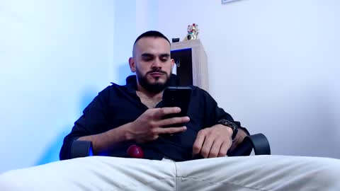 Esteban Fernandez online show from 25, 2, 2026