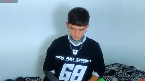 Esteban independent model online show from 14, 7, 2026