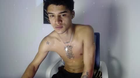 Snapshot of estebanjm22 chatting on 2, 3, 2026 Esteban online show from 2, 3, 2026