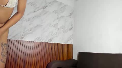 estefani robles online show from 29, 5, 2026