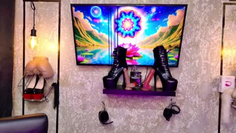 Snapshot of estefania1812 chatting on 4, 4, 2026 estefania1812 online show from 4, 4, 2026