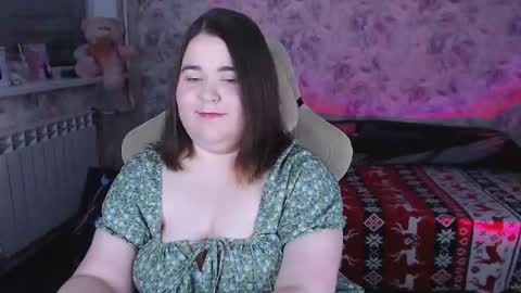 estelle_hicks online show from 18, 3, 2026