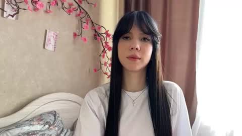 estellezdebski online show from 26, 6, 2026