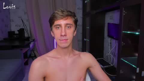 Snapshot of esthetics_boys chatting on 5, 12, 2024 LOUIS online show from 5, 12, 2024