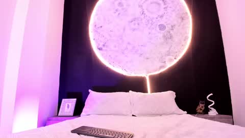 ethaancox online show from 2, 3, 2025