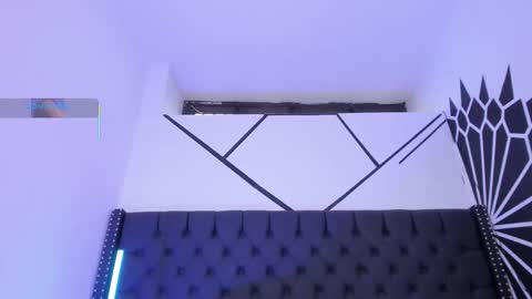 ethaancox online show from 11, 10, 2025