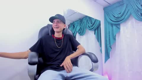 Snapshot of ethan_boy_ chatting on 20, 12, 2024 Ethan online show from 20, 12, 2024