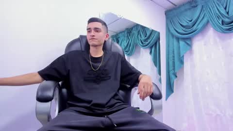 Snapshot of ethan_boy_ chatting on 10, 1, 2025 Ethan online show from 10, 1, 2025