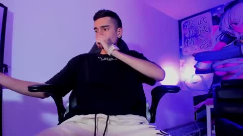 Snapshot of ethan_boy_ chatting on 8, 9, 2025 Ethan online show from 8, 9, 2025