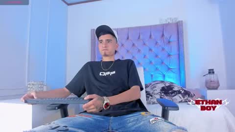 Snapshot of ethan_boy_ chatting on 29, 11, 2025 Ethan online show from 29, 11, 2025