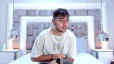 ethan_greys online show from 18, 11, 2025