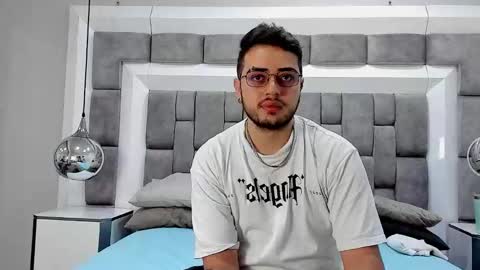 ethan_greys online show from 25, 11, 2025