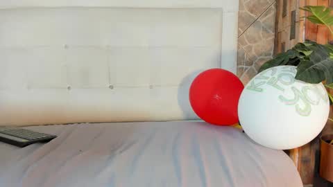 ethan helmut online show from 22, 12, 2024