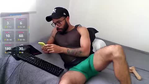 Snapshot of ethan_hunter87 chatting on 15, 10, 2025 Ethan online show from 15, 10, 2025