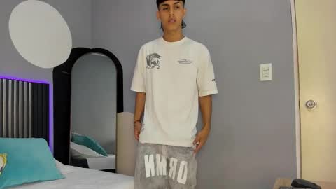 E T H A N  online show from 17, 1, 2026