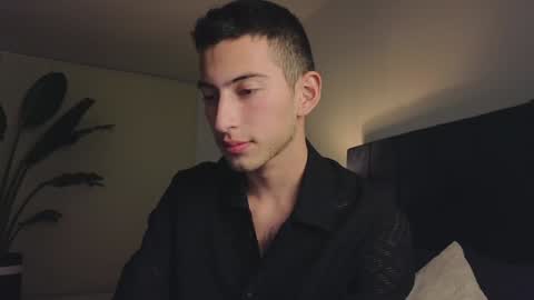 Snapshot of ethan_skiny_ chatting on 22, 1, 2025 Joan online show from 22, 1, 2025