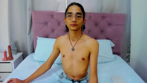 ethanblackwoodd online show from 3, 2, 2026