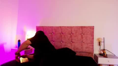 ethanconnor_ online show from 19, 1, 2026