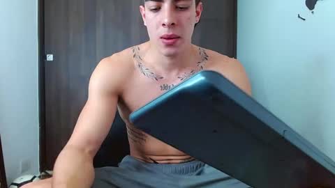 Snapshot of ethangreey1 chatting on 31, 12, 2024 ethangreey1 online show from 31, 12, 2024