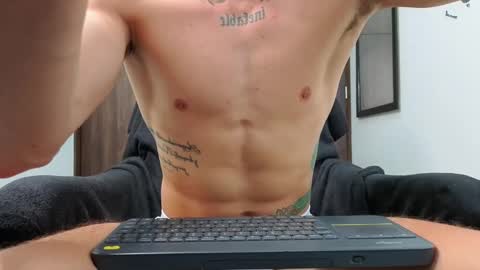 Snapshot of ethangreey1 chatting on 23, 9, 2025 ethangreey1 online show from 23, 9, 2025