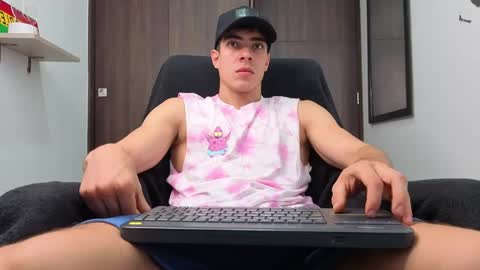 Snapshot of ethangreey1 chatting on 26, 9, 2025 ethangreey1 online show from 26, 9, 2025