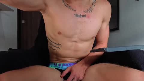 Snapshot of ethangreey1 chatting on 14, 10, 2025 ethangreey1 online show from 14, 10, 2025