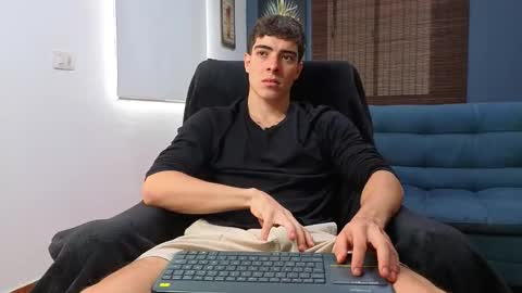 ethangreey1 online show from 11, 3, 2026