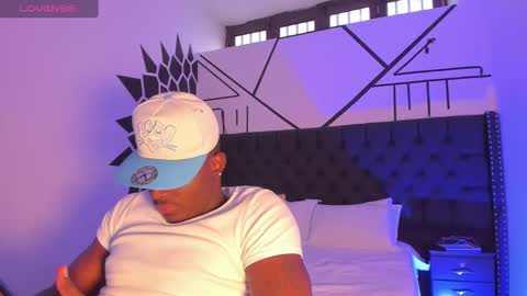 Ethan online show from 27, 1, 2025