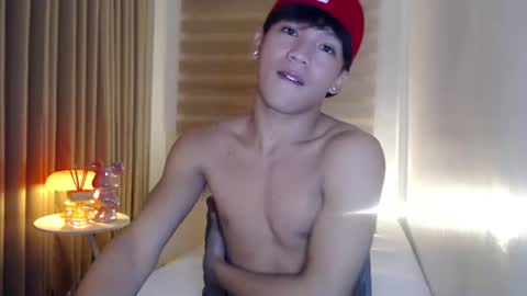 Snapshot of etherealboytoy4hire chatting on 18, 6, 2026 Rey online show from 18, 6, 2026