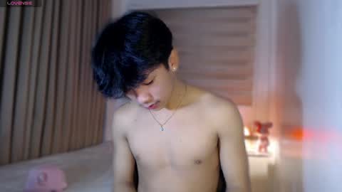 Snapshot of etherealboytoy4hire chatting on 15, 7, 2026 Rey online show from 15, 7, 2026