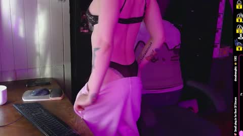 eughelynn online show from 27, 1, 2025