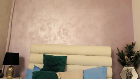 Snapshot of euphoriaelle chatting on 24, 6, 2026 euphoriaelle online show from 24, 6, 2026