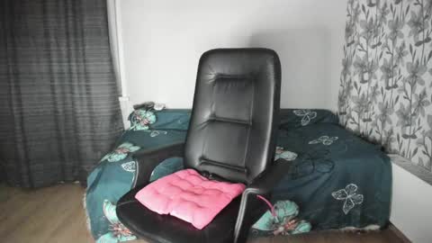 Eva online show from 5, 3, 2025