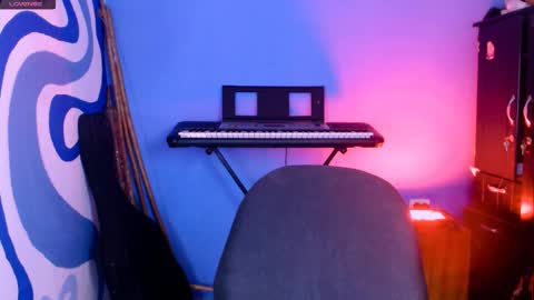 Iris Smile  independent model online show from 15, 4, 2026