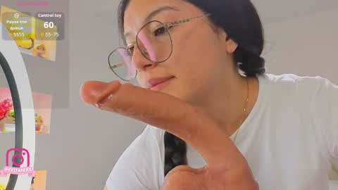 Eva online show from 23, 4, 2026