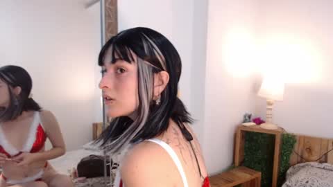 Snapshot of eva_halsey chatting on 6, 12, 2024 E V A online show from 6, 12, 2024