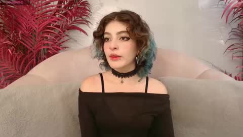 Snapshot of eva_halsey chatting on 8, 1, 2026 E V A online show from 8, 1, 2026