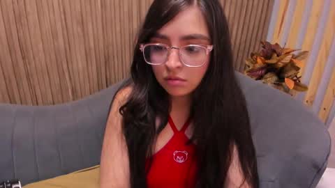 Angelinne online show from 25, 1, 2025