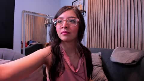 Angelinne online show from 20, 9, 2025