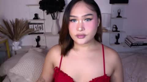 Queen Eva Mazikeen online show from 21, 12, 2025