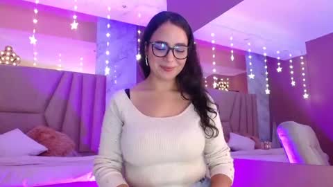 Eva  online show from 30, 7, 2026
