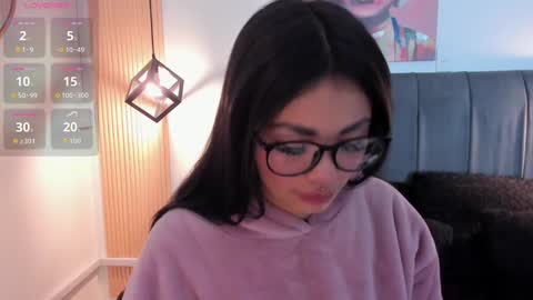 Snapshot of eva_rosee_ chatting on 2, 10, 2025 Eva Emily online show from 2, 10, 2025