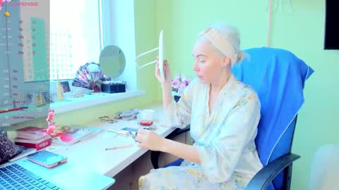 Eva online show from 15, 12, 2025