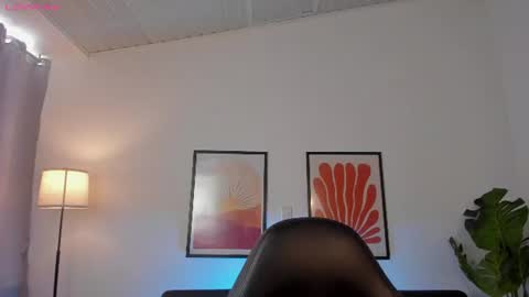 Snapshot of evaa_mills chatting on 20, 6, 2026 Eva online show from 20, 6, 2026